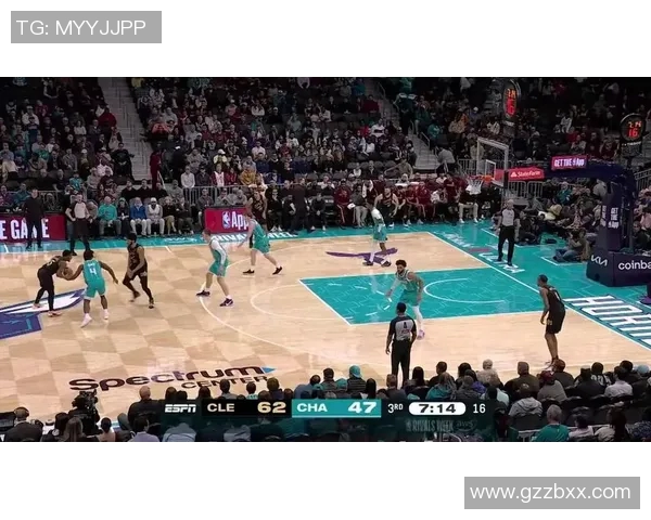 篮球十佳球精彩回顾 穿越历史的激情瞬间与绝妙技艺的完美呈现 篮球十佳球精彩回顾 穿越历史的激情瞬间与绝妙技艺的完美呈现